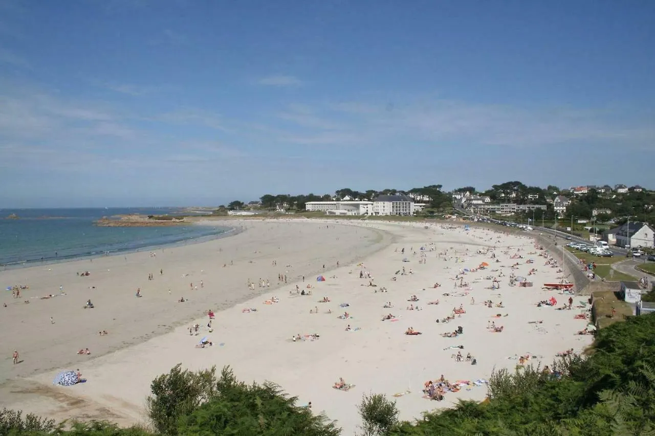 Villa Maison duplex avec vue mer à Trévou-Tréguignec France
